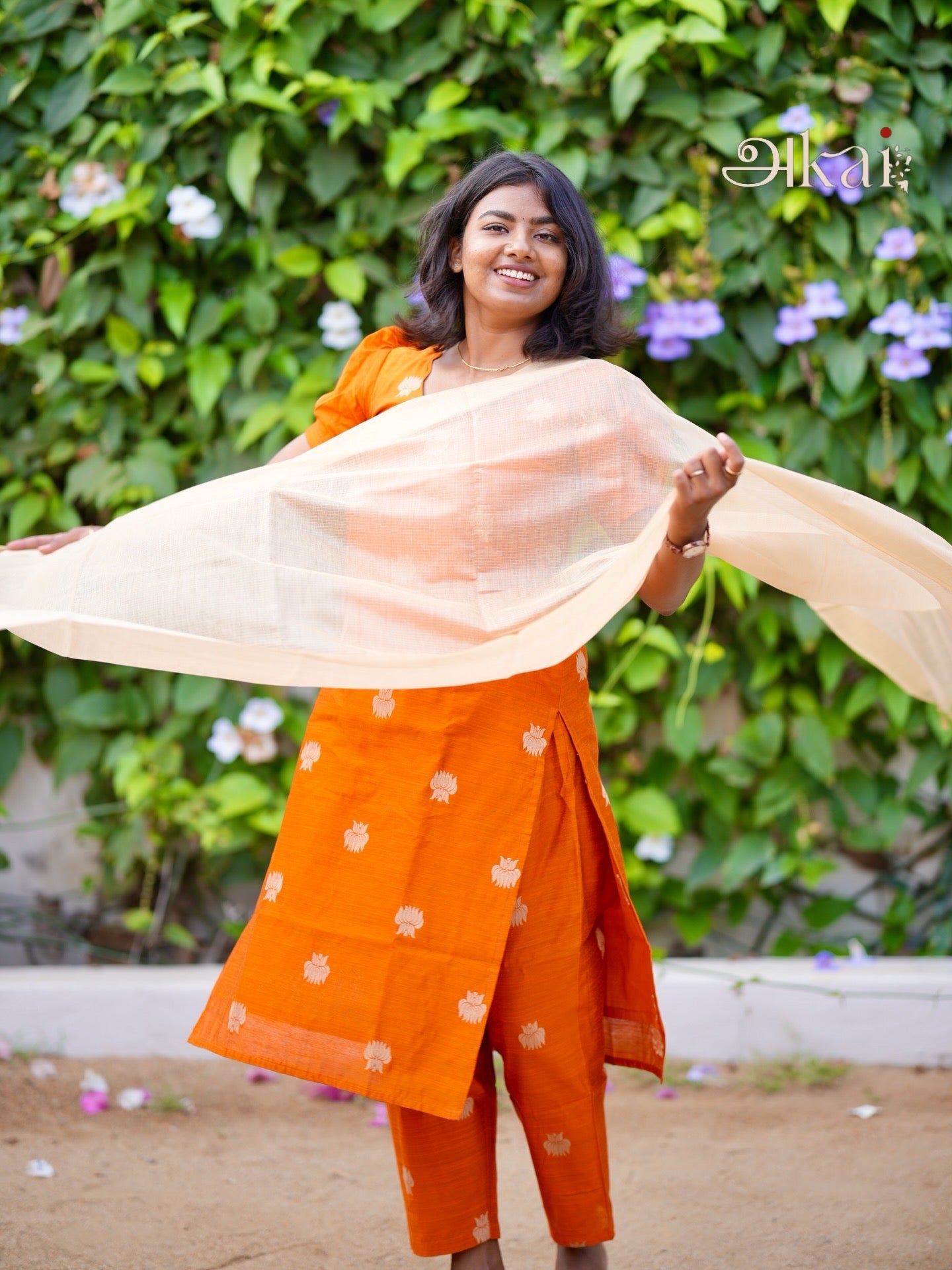 YAALI - raw silk set