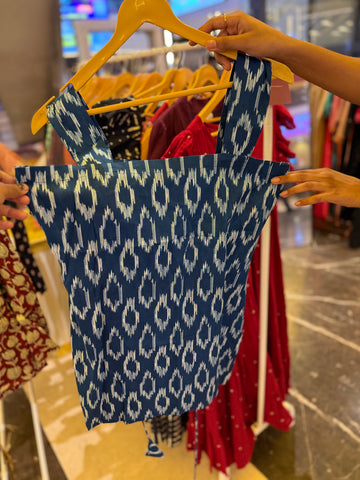 ELARA - short tops