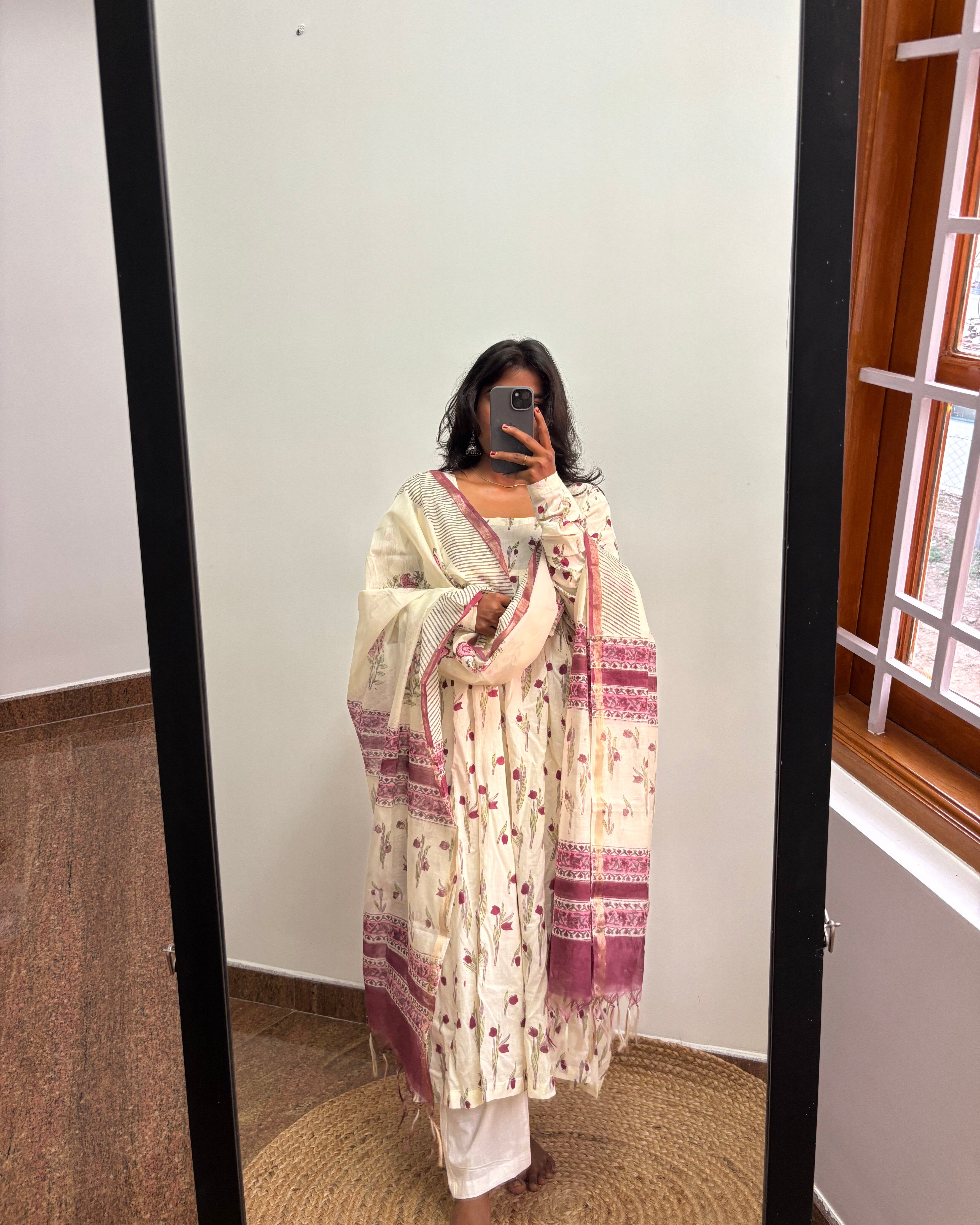 White with Red floral Chanderi Dupatta Set