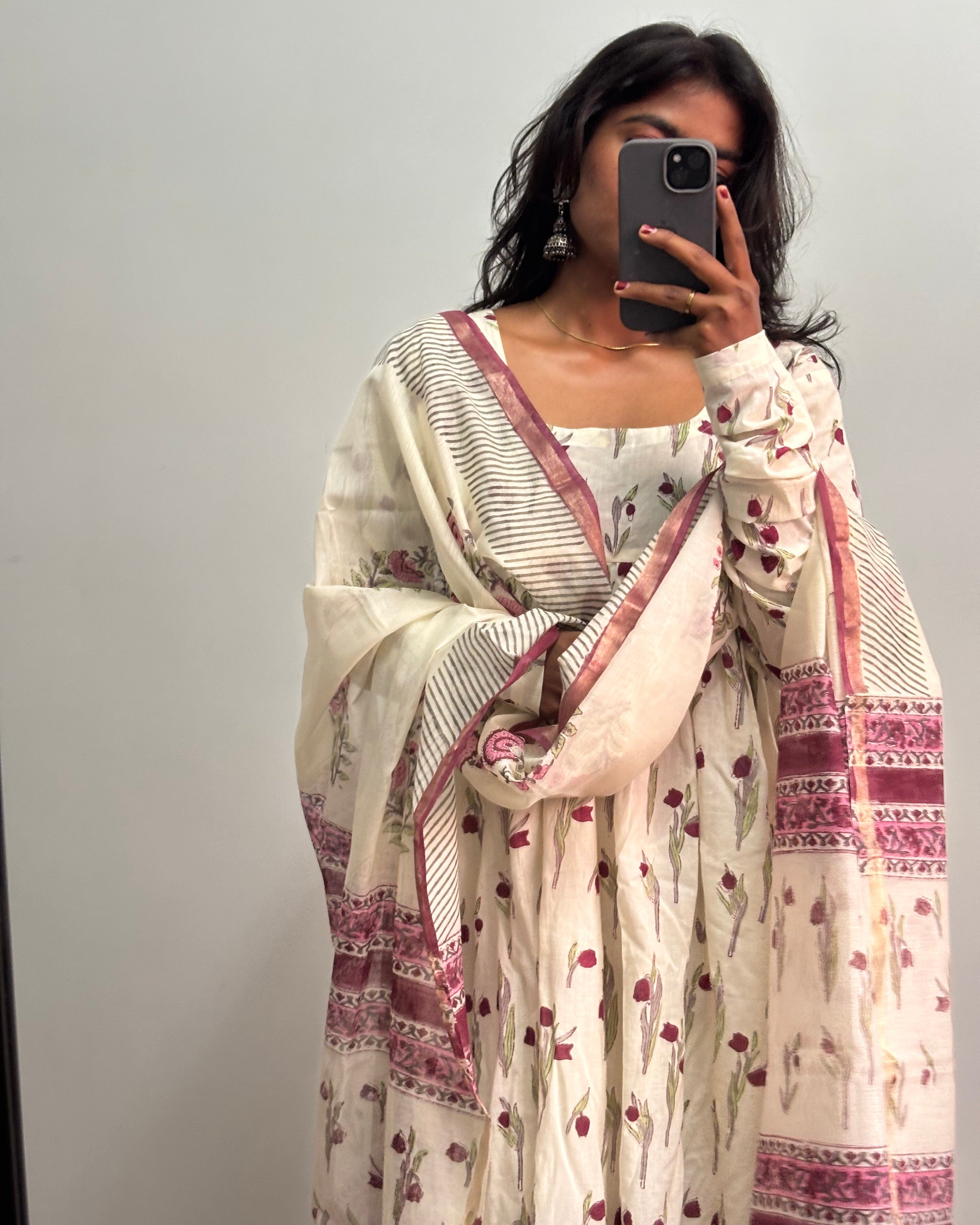 White with Red floral Chanderi Dupatta Set
