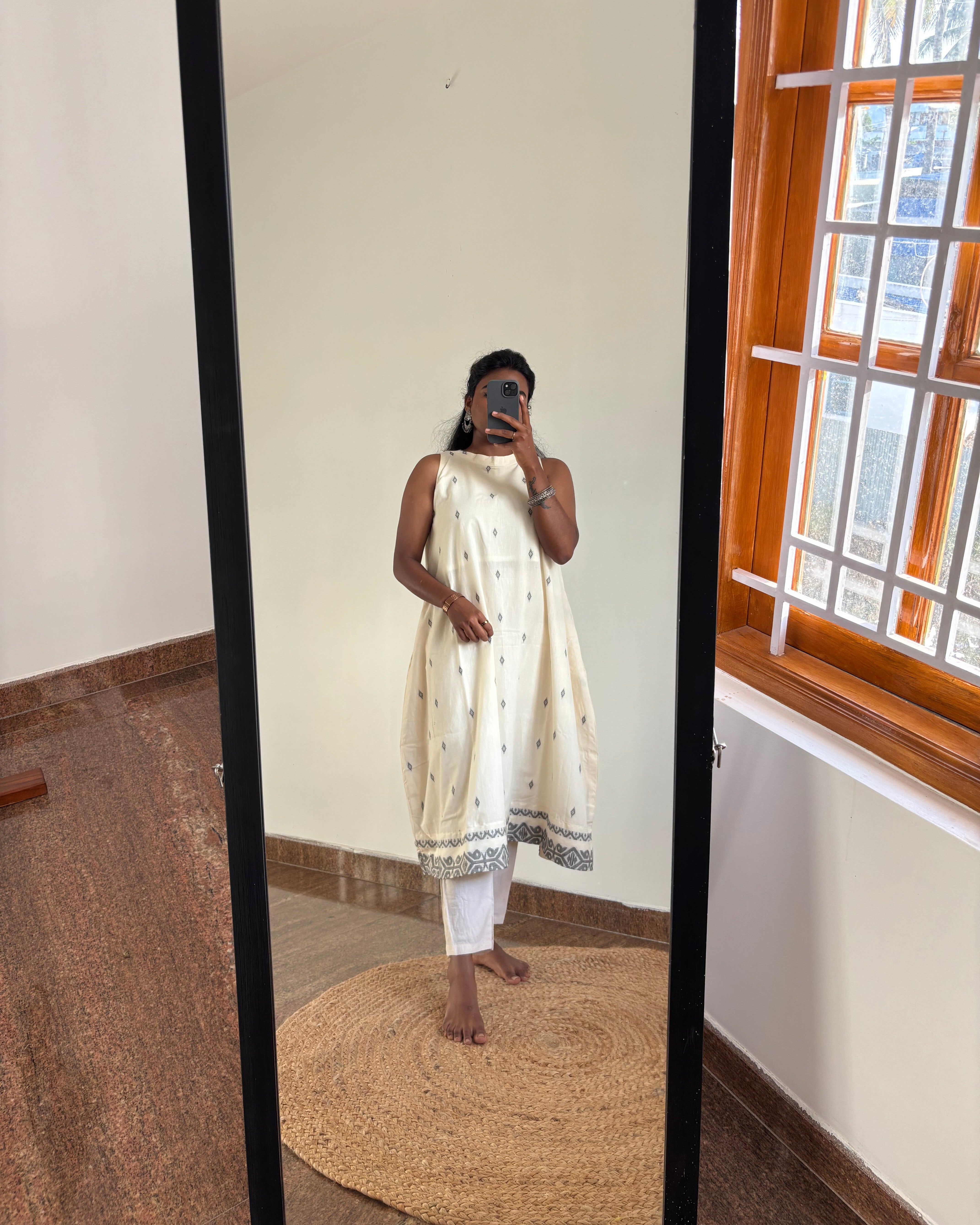 White Handloom Set 2pc