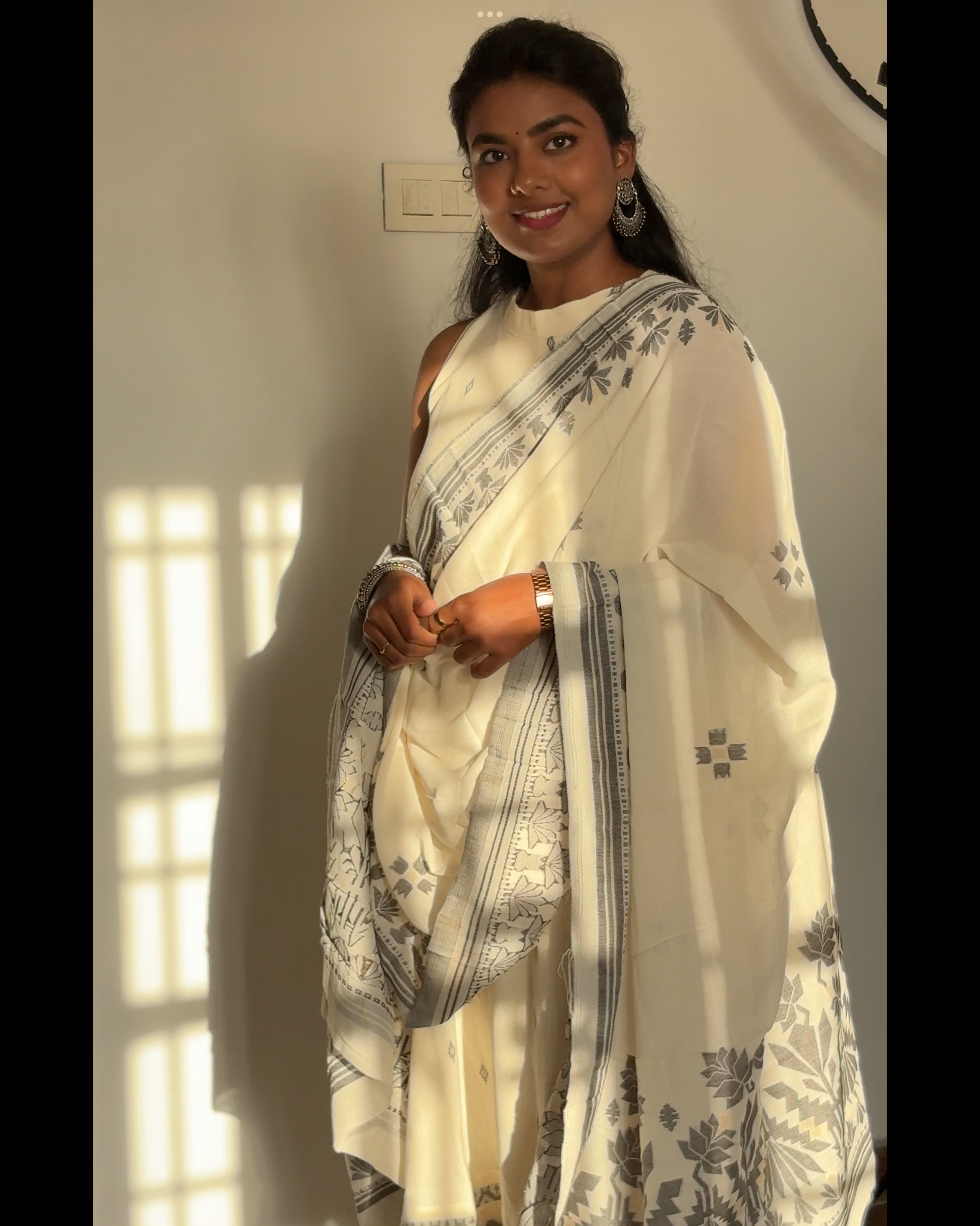 White Handloom Set 2pc